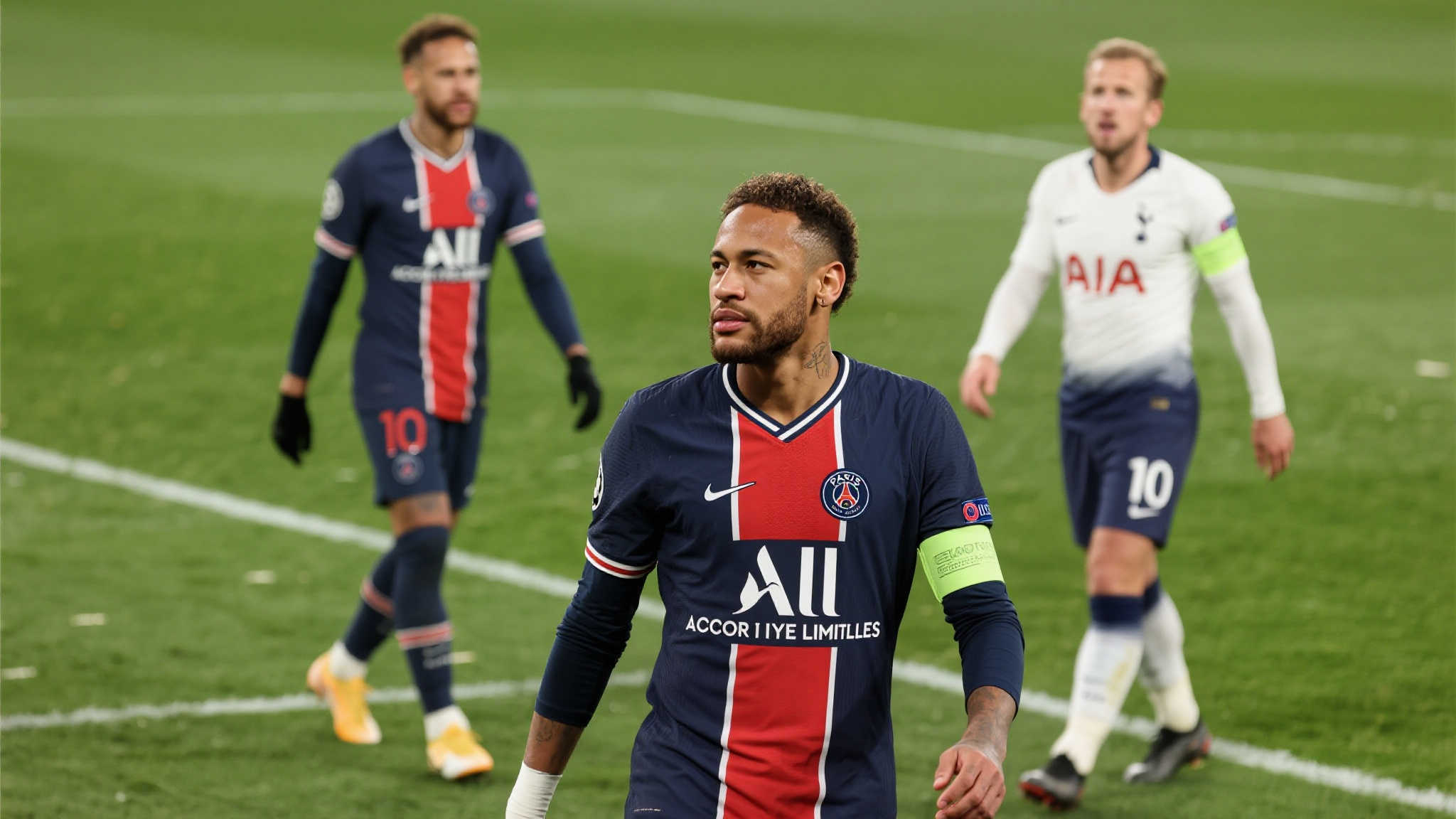 三：案例分析-类似转会的两难抉择
回顾近年来的转